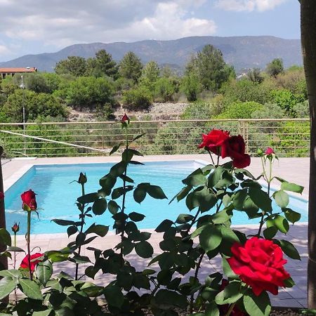 Roses Villa Trimiklini Zewnętrze zdjęcie