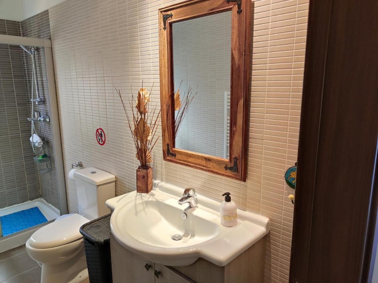 Roses Villa Trimiklini Zewnętrze zdjęcie