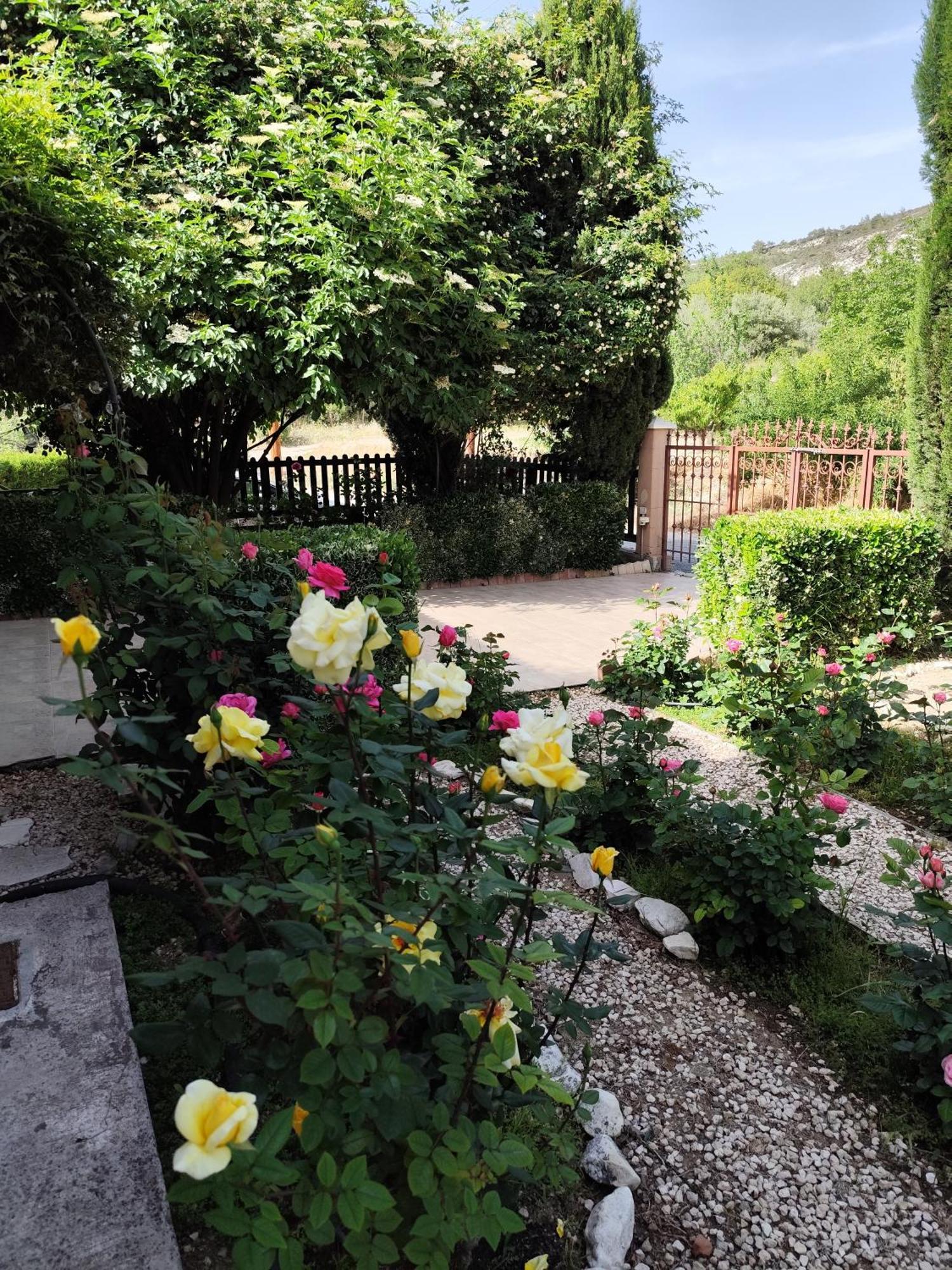 Roses Villa Trimiklini Zewnętrze zdjęcie